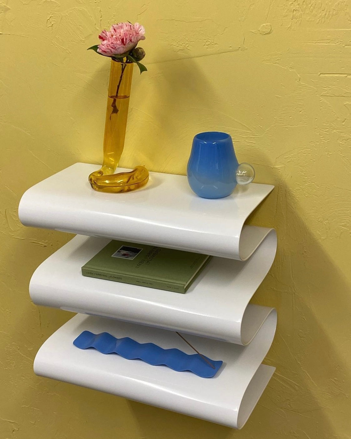Wave Shelf - Flamingo – Sitting Pretty Design
